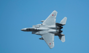 日本披露细节！歼15截获F15距离让人难以置信，这么远就锁住了