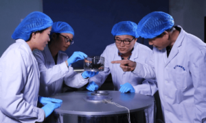 原创 
            成功拦截！西工大重大突破，直击美国无人机“七寸”，外媒：中国这所高校太强了