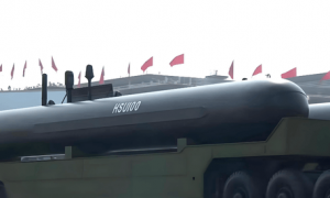 乌军创造历史：基洛级潜艇遭“一发入魂”，解放军才是高端玩家