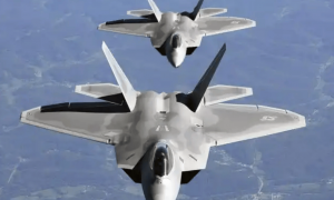 F-22“猛禽”战机的没落，不是它的性能不强，而是美国战略发生调整