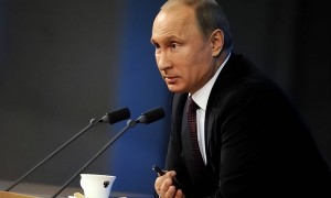 顿巴斯亲俄群体助力俄军推进，乌批逼民众二选一，前线压力剧增