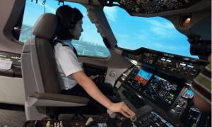 飒爽，C919首位女机长首航！