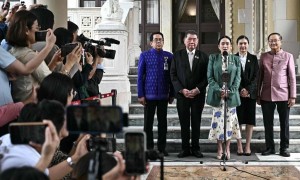 佩通坦如何走到悬崖边缘：泰国政局未来最有可能出现三种走向